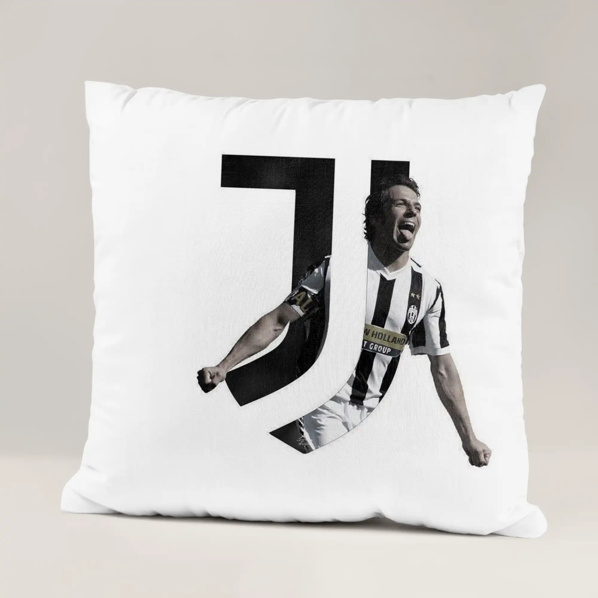 کوسن طرح یوونتوس Juventus کد 5 290,000 تومان – کارماتوس کوسن طرح یوونتوس Juventus