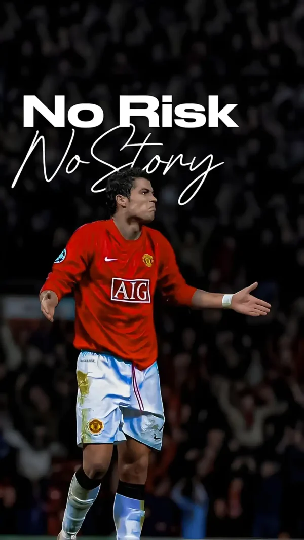 والپیپر رونالدو جوان در لباس قرمز منچستر یونایتد در دوران اوج