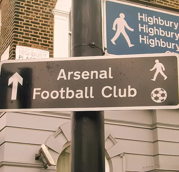 والپیپر آرسنال ورزشگاه امارات در شب