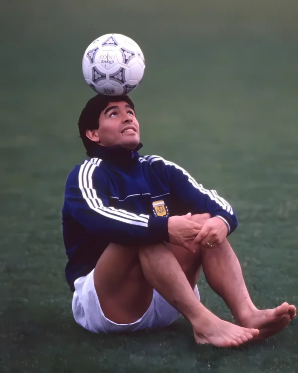 تصویر مارادونا در لحظه گل افسانه‌ای به انگلیس